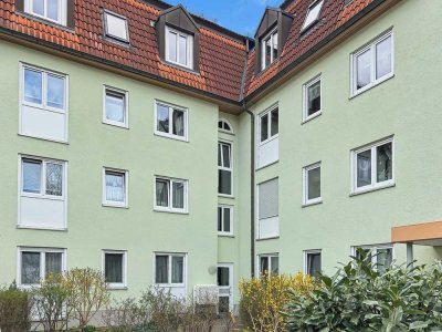 Schöne 1,5-Zimmer-Dachgeschosswohnung inklusive Tiefgaragenstellplatz und Blick über Coswig