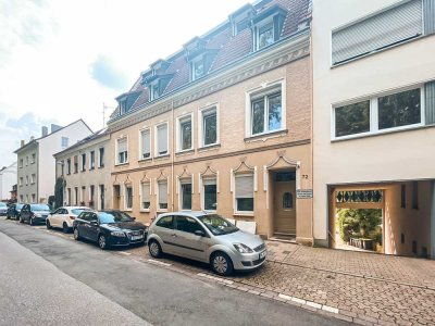 MFH mit 7 Wohneinheiten, 15 Garagen und Baugrundstück