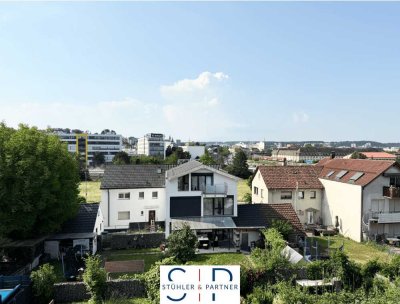 Sindelfingen-Goldberg: Mehrfamilienhaus mit 3 Wohnungen + Einliegerwohnung in ruhiger Lage