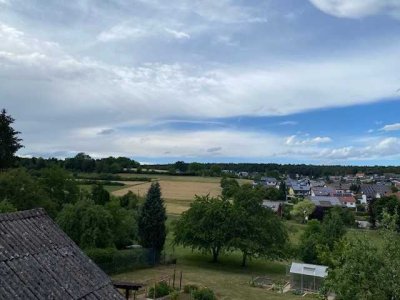 Gepflegte 5-Zimmer-Wohnung mit Terrasse in Aidlingen