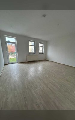**Schöne, helle 3-Zimmer-Wohnung mit Fensterbad**