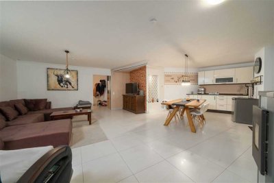 Traumhafte, exklusive Wohnung mit TG & vielen Extras * nähe Bodensee *
