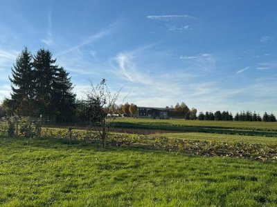 Ruhig und in bester Wohnlage am Rande der Felder wohnen...