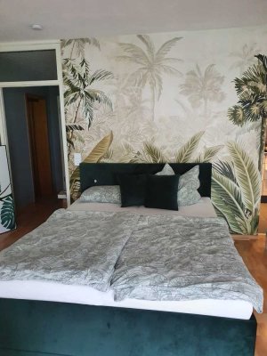 Möblierte 1,5-Zimmer Wohnung mit Balkon und Garage in Bad Herrenalb