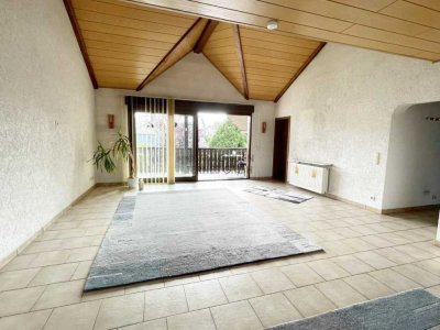 Große 3 ZKB-WHG mit Loggia in ruhiger Lage von Bexbach