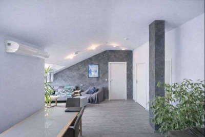 Wohnen über den Dächern: Helle 2-Zimmer-Wohnung mit Dachterrasse und Tiefgarage in Bestlage