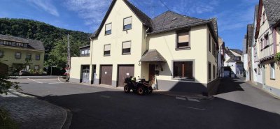 Vollständig Renoviertes bezugsfertiges Zwei Familienhaus an der Mosel zu Verkaufen