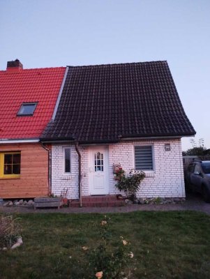 900 € - 96 m² - 3.5 Zi.