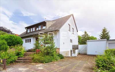 Großzügiges Einfamilienhaus mit großer Terrasse und Südgarten