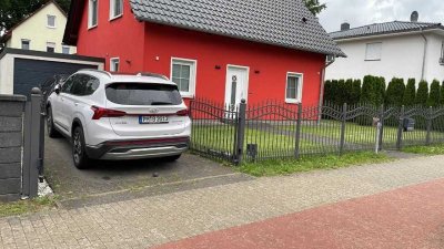romantisches 4,5-Zimmer-Einfamilienhaus im Landhausstil mit gehobener Innenausstattung in Teltow