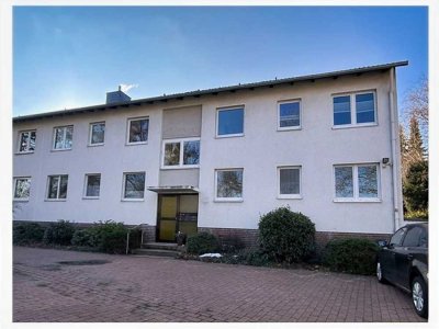 Badenstedt: Erdgeschosswohnung mit eigenem Garten und Garage