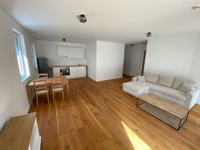Stilvolle 2-Zimmer-EG-Wohnung mit gehobener Innenausstattung mit Einbauküche in Frankfurt am Main