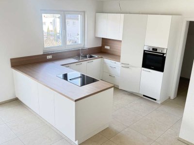 Erstbezug, exklusive 3,5-Zimmer Wohnung mit EBK und Balkon in Biberach an der Riß