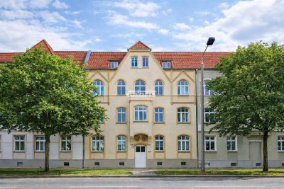 antaris Immobilien GmbH ** Attraktive Kapitalanlage: Vermietete 2-Zi.-Wohnung mit Balkon & Ertrag **