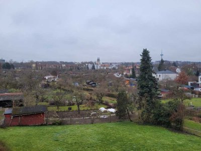 Erstbezug nach Renovierung - 3-Zimmer Wohnung mit Balkon und toller Aussicht