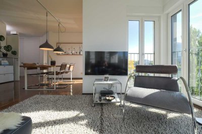 Urbane  3-Zimmer Wohnung mit Balkon - Exklusives Leben direkt am Wasser