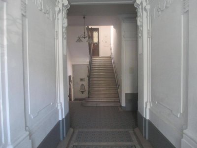 4-ZIMMER! GENERALSANIERT! STILALTBAU! WESTBAHNHOFNÄHE! AUCH ALS WG GEEIGNET! UNBEFRISTET!