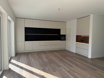 Wohnen in Seenähe - Moderne 3-Zimmer-Neubauwohnung mit Balkon und Einbauküche in Erftstadt