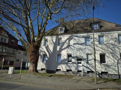 Wer will mich!? renovierte 2-Zimmer-Wohnung!