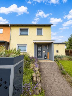 Einziehen und wohlfühlen gepflegtes Reihenendhaus mit Wintergarten und Kamin