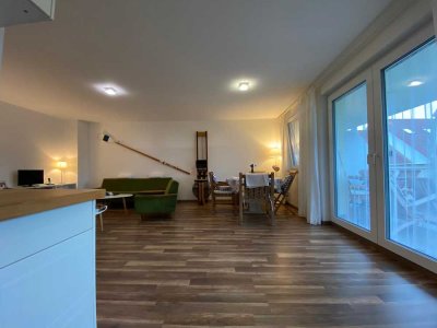 ** 3. Zi.- Wohnung mit Balkon in sonniger Höhenlage **