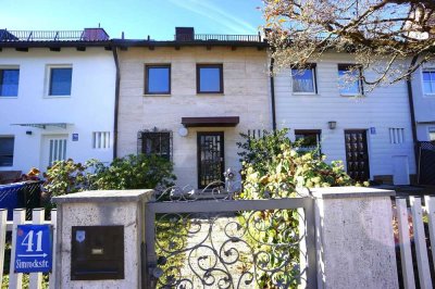 Erbpacht-Reihenhaus Moosach, Renovierungsbedarf - 
Besichtigung: Freitag, 28.11.25, indiv. Vereinb.