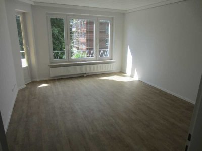 3-Zimmer-Wohnung mit sonnigem Balkon in City-Nähe