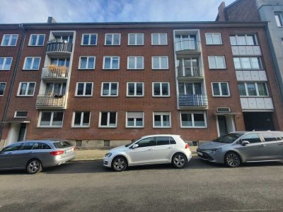 Schöne 4 Zimmer Wohnung in TOP Lage