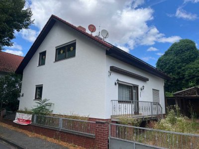 Renovierungsbedürftiges EFH/2-FH mit viel Potential in begehrter Lage von Hattersheim