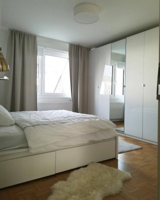 Sehr helle und ruhige Wohnung im trendigen Karmeliterviertel