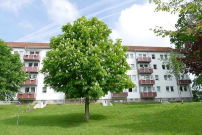 Ein bisschen anders: 2 Zimmer/ Balkon am Schlafzimmer