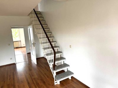 Moosach - Helle 5-Zimmer Maisonette-Whg. - Privatverkauf