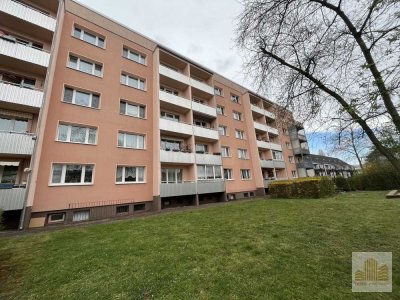 gemütliche 3 Raumwohnung mit Einbauküche und Balkon in Dessau-Süd