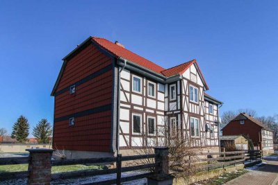 Charmantes Zweifamilienhaus mit vielseitigem Nutzungspotenzial in Hötensleben/ OT Wackersleben