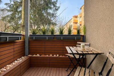 Fernwärme & saniert: 2-Zimmerwohnung mit Balkon am Insulaner