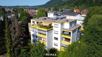 Gepflegte 3.-4.-Zi.-Wohnung mit Loggia und TG Abstellplatz