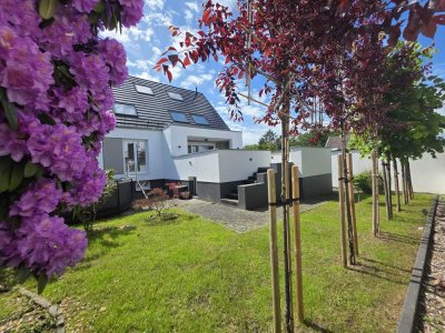 Wohnen mit Stil – Architektenhaus mit Galerie, Garten und Garage