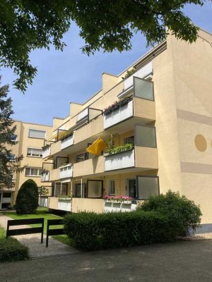 Sonnige 2 Zimmer-Wohnung mit Garage, 2 Balkonen in Ratingen