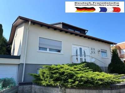Schönes Ein Bis Dreifamilienhaus in Lebach
