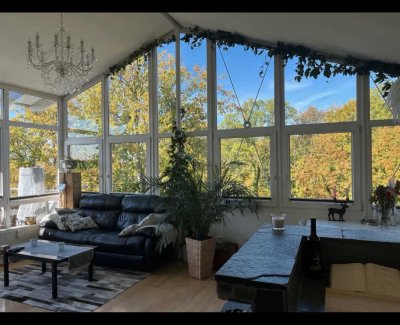 Exklusive 2,5-Raum-Loft-Wohnung mit gehobener Innenausstattung mit Balkon und EBK in Göttingen