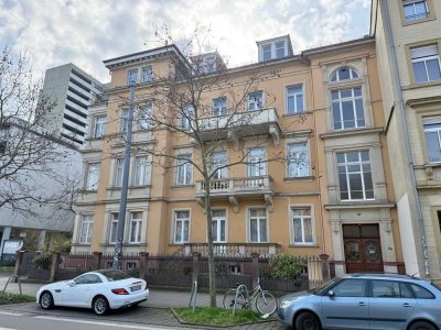 2 gepflegte Mansardenzimmer mit Küche, Bad und WC nahe Mühlburger Tor