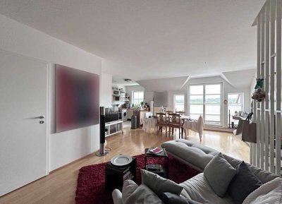 Wohnen über den Dächern von Bad Vilbel – helle Maisonette mit Balkon!