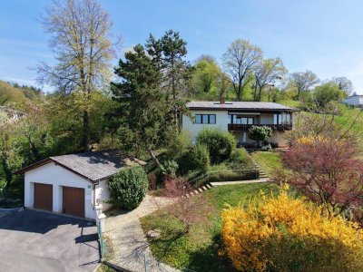 Top Lage am Gedersberg mit unverbaubarem Panoramablick: Ihr neues Zuhause mit Erweiterungspotential