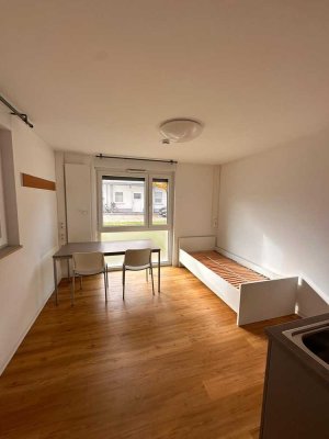 Möbliertes 1-Zimmer-Apartment direkt bei Campus Triesdorf | Warm 345€ | Sofort frei