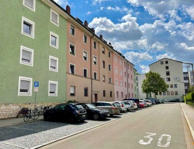 Erstbezug nach Kernsanierung - alles neu - Top 3-Zimmer-Wohnung in 1a Lage