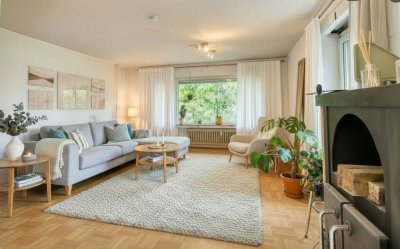Große neu modernisierte 5,5-Zimmer-Wohnung mit Balkon, Terrasse & Garten im Zweifamilienhaus