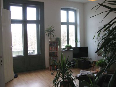 TOP sanierte seniorenfreundliche Wohnung mit Balkon und Aufzug - EINZIEHEN - WOHLFÜHLEN