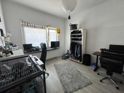 Zentral gelegene 4-Zimmer-Wohnung in Leer - inklusive Stellplatz und Einbauküche!