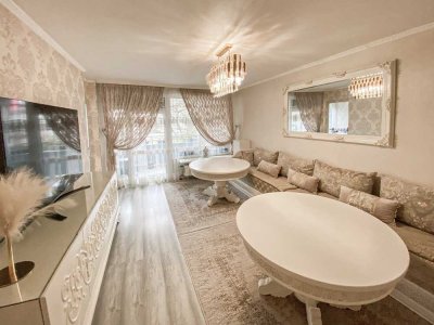 Liebevoll modernisierte Drei-Zimmer-Wohnung