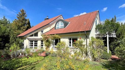 Charmantes Einfamilienhaus mit ELW und eingewachsenem Garten, Bamberg Nähe Klinikum